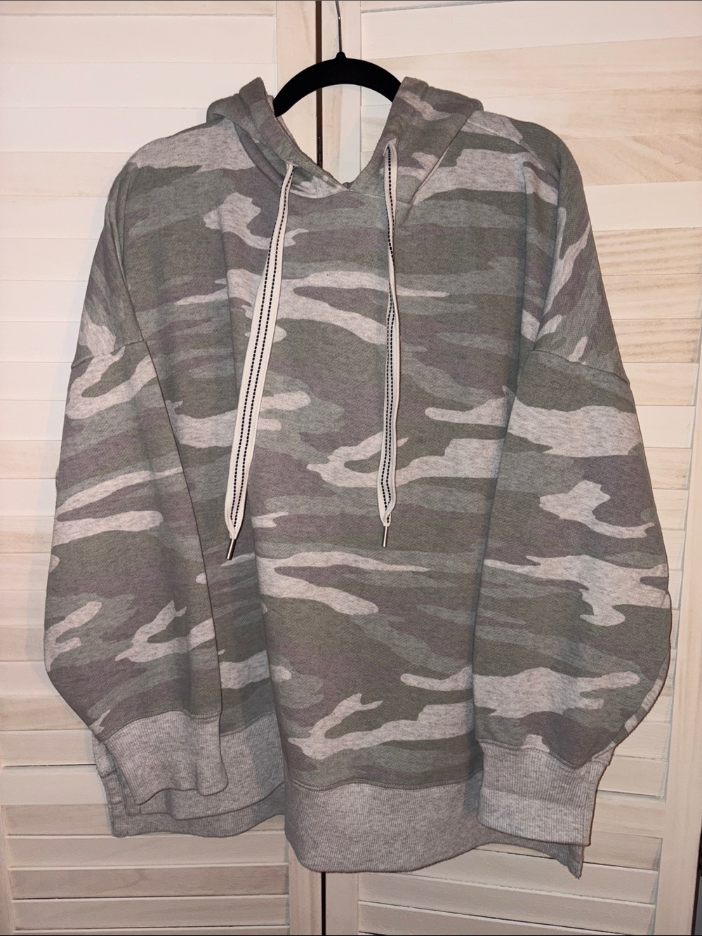 aerie Gray & Sage Green Camo Hoodie